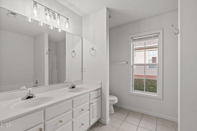 11211 Avocet Lane 104, Raleigh, NC 27617