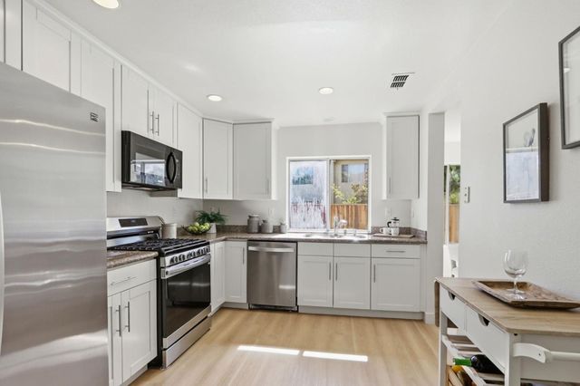 291 Meadowhaven Way, Milpitas, CA 95035