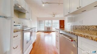 241 West Walk 241, West Haven, CT 06516