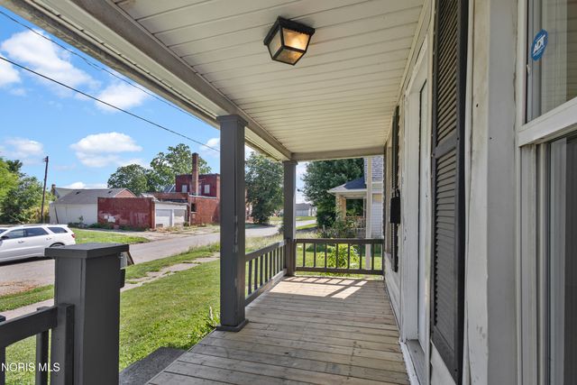 38 E Streicher Street, Toledo, OH 43608