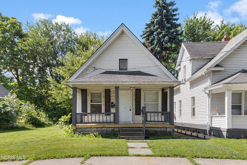 38 E Streicher Street, Toledo, OH 43608