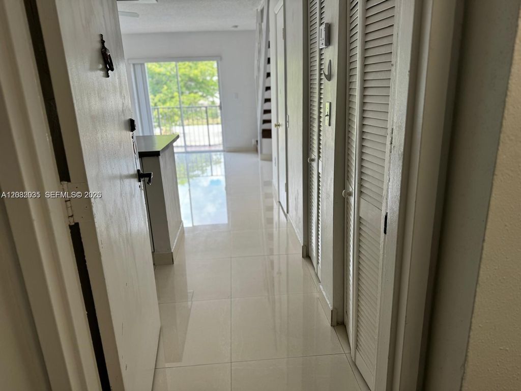 5731 NW 37th Street 310, Virginia Gardens, FL 33166