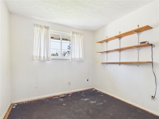 6605 Highbury Road, Huber Heights, OH 45424