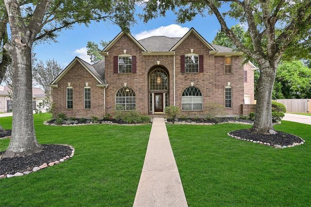 1217 Red Wing Drive, Friendswood, TX 77546