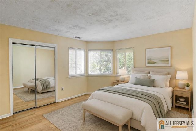 1068 Schmidt Lane, North Brunswick, NJ 08902