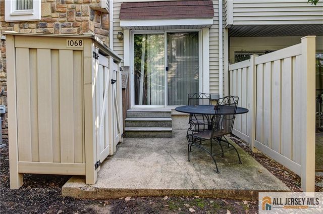 1068 Schmidt Lane, North Brunswick, NJ 08902