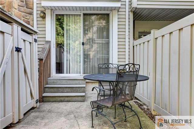 1068 Schmidt Lane, North Brunswick, NJ 08902