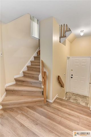 1068 Schmidt Lane, North Brunswick, NJ 08902