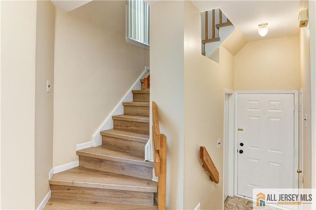 1068 Schmidt Lane, North Brunswick, NJ 08902