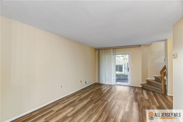 1068 Schmidt Lane, North Brunswick, NJ 08902