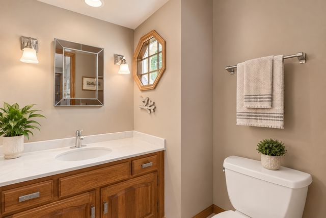 2 Gregory Lane, South Barrington, IL 60010