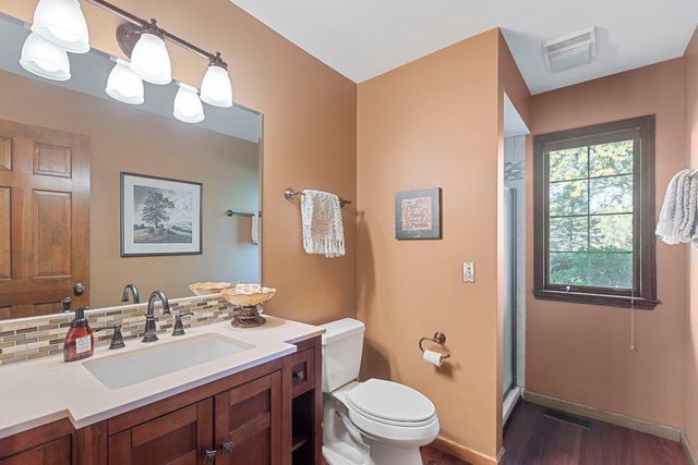 2 Gregory Lane, South Barrington, IL 60010