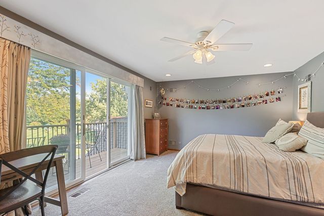 2 Gregory Lane, South Barrington, IL 60010