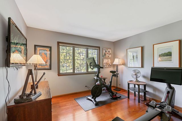 2 Gregory Lane, South Barrington, IL 60010