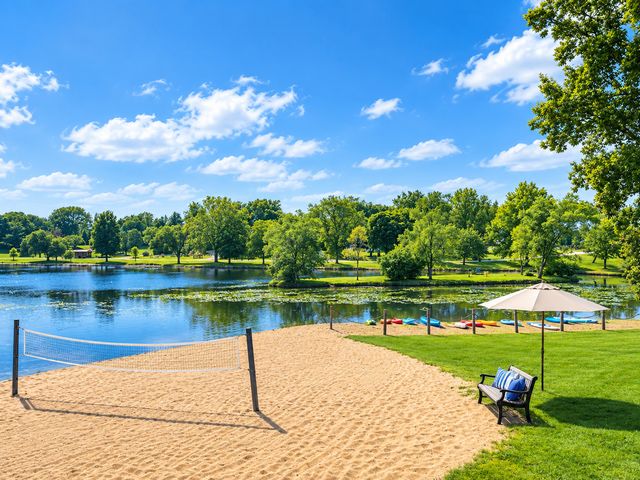 2 Gregory Lane, South Barrington, IL 60010