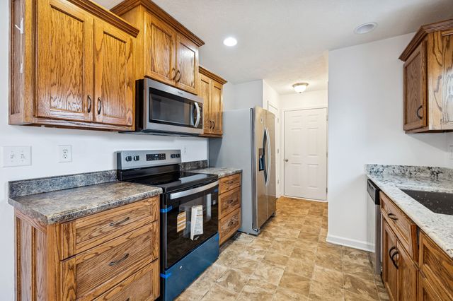 1909 Susan Rd, Columbia, TN 38401