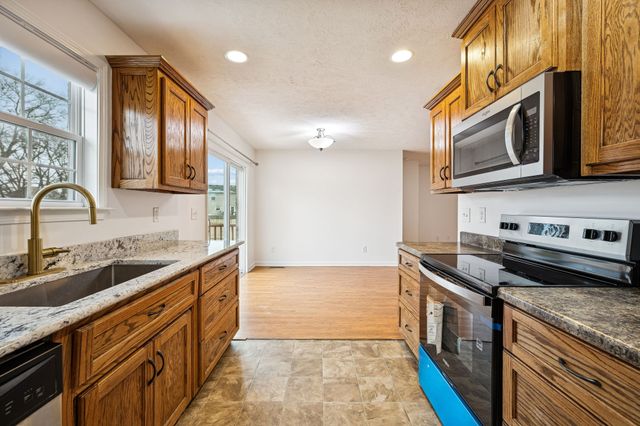 1909 Susan Rd, Columbia, TN 38401