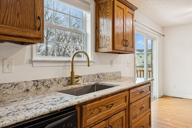 1909 Susan Rd, Columbia, TN 38401