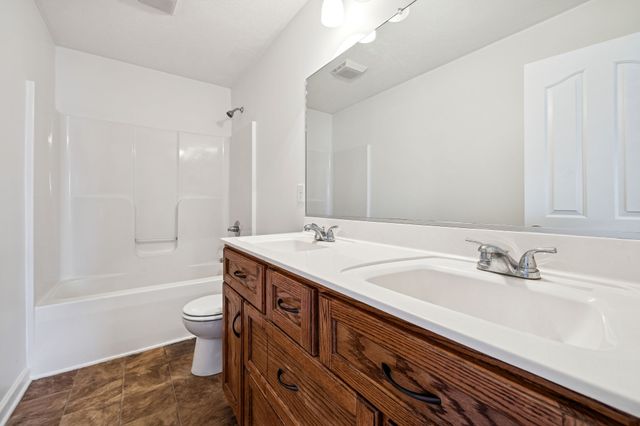 1909 Susan Rd, Columbia, TN 38401