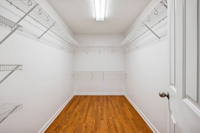 1909 Susan Rd, Columbia, TN 38401