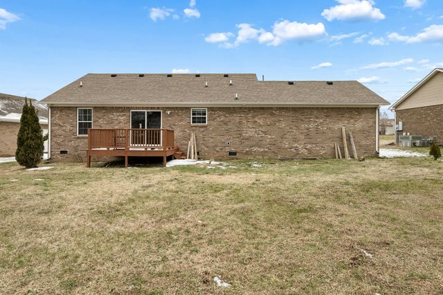 1909 Susan Rd, Columbia, TN 38401