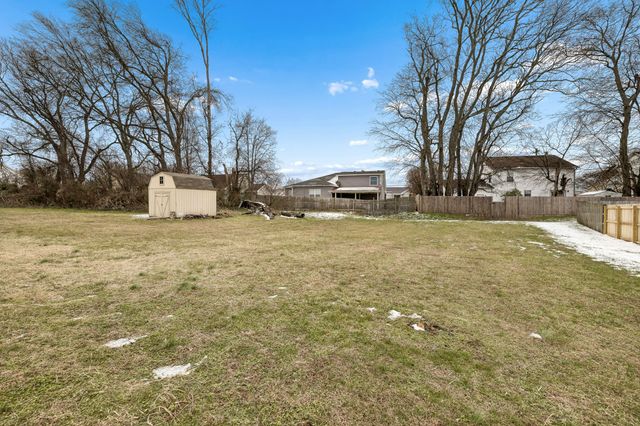 1909 Susan Rd, Columbia, TN 38401