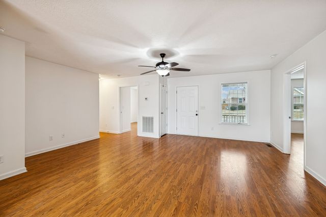 1909 Susan Rd, Columbia, TN 38401