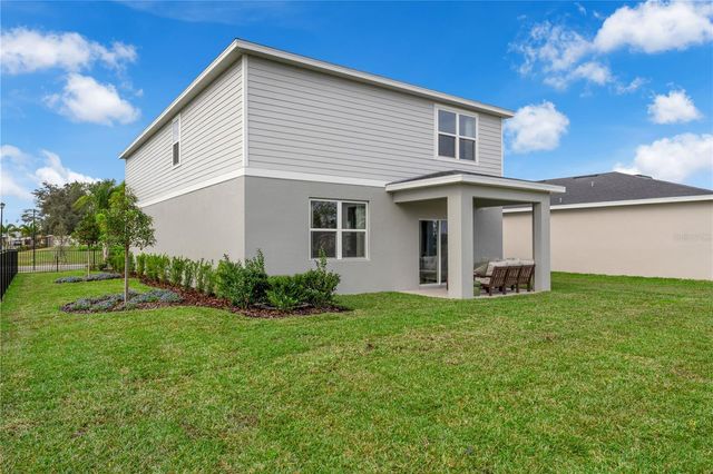 806 CASTLEFORD AVENUE NE, Palm Bay, FL 32905
