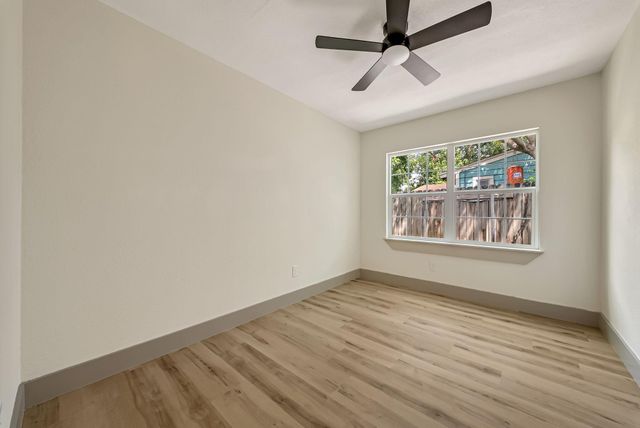 6638 Thornwall Street, Houston, TX 77092