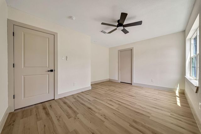 6638 Thornwall Street, Houston, TX 77092