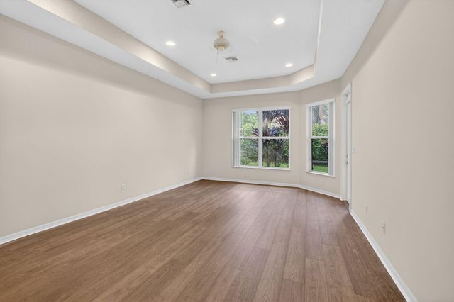10060 Armani Drive, Boynton Beach, FL 33437