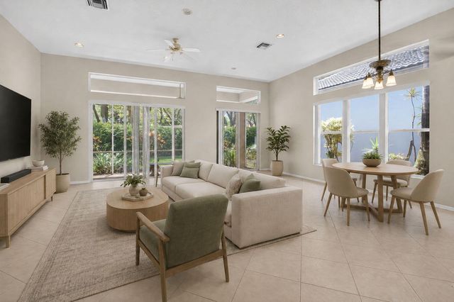 10060 Armani Drive, Boynton Beach, FL 33437
