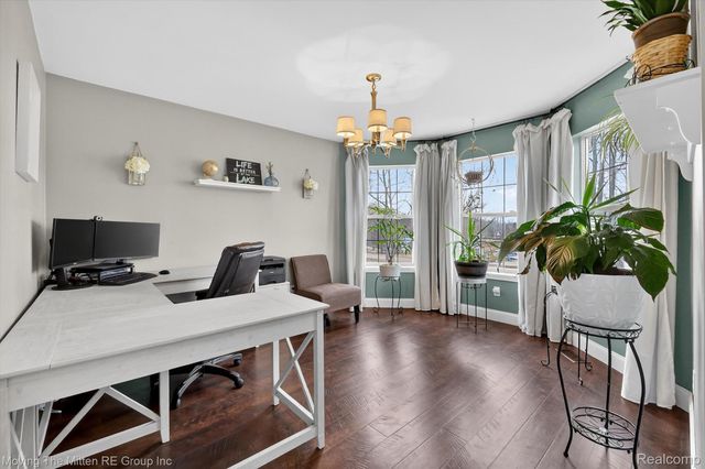 10129 Walnut Shores Drive, Tyrone Township, MI 48430