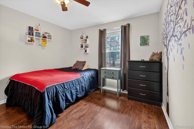 10129 Walnut Shores Drive, Tyrone Township, MI 48430