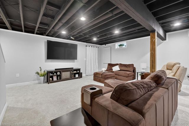 10129 Walnut Shores Drive, Tyrone Township, MI 48430