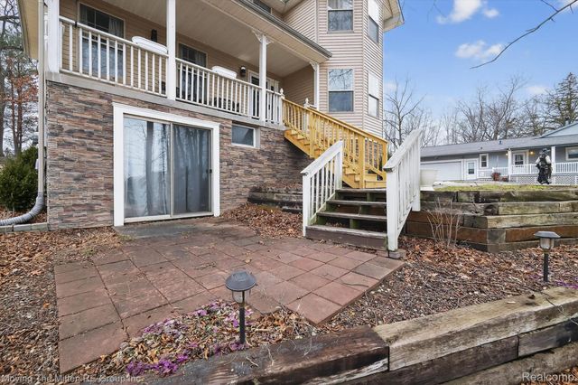 10129 Walnut Shores Drive, Tyrone Township, MI 48430