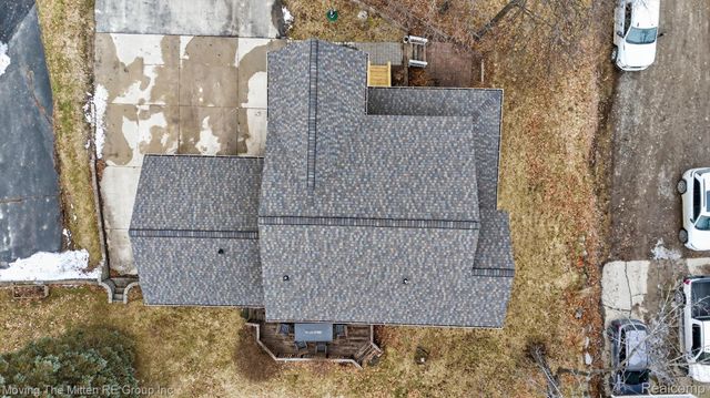 10129 Walnut Shores Drive, Tyrone Township, MI 48430