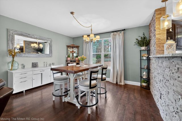 10129 Walnut Shores Drive, Tyrone Township, MI 48430