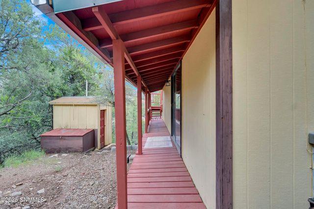 31 Mulberry Drive, Lake Roberts, NM 88061