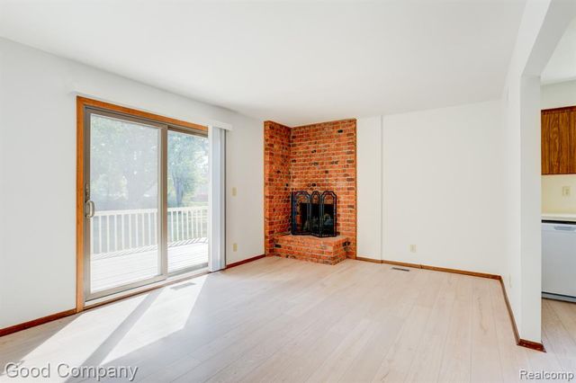 87 Forthton Drive, Troy, MI 48084