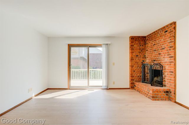 87 Forthton Drive, Troy, MI 48084