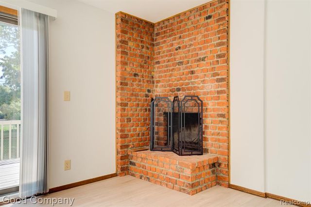 87 Forthton Drive, Troy, MI 48084