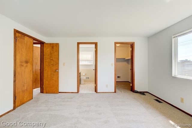 87 Forthton Drive, Troy, MI 48084