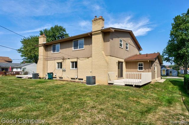 87 Forthton Drive, Troy, MI 48084