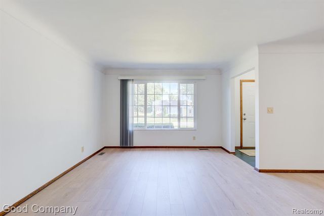 87 Forthton Drive, Troy, MI 48084