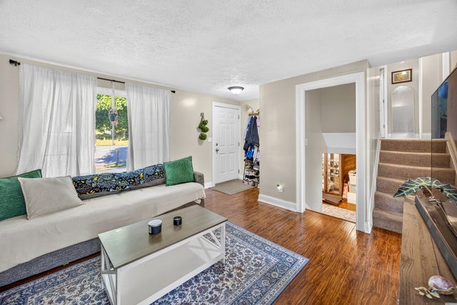 6194 Ridewood Court, Burlington, KY 41005