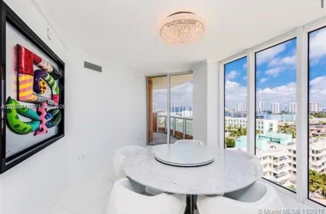 17875 Collins Ave 1101, Sunny Isles Beach, FL 33160