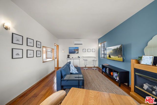 3121 W 3rd Street, Los Angeles, CA 90020