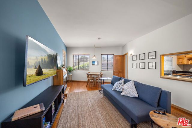 3121 W 3rd Street, Los Angeles, CA 90020