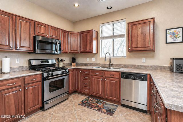 14674 S Camino Tierra Alegra, Sahuarita, AZ 85629